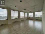 309 3 Victoria Park Avenue, Toronto, ON, M1W 3Y3...