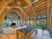 309 6707 Nelson Avenue, West Vancouver, BC, V7W 0A4...