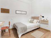 30VH2 con baño privado Guzman del Bueno
