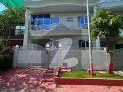 30x60 House for Sale | G 11/1 Islamabad | Basement + 2...