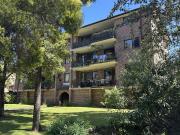 PRIME LOCATION! PRIME LOCATION!