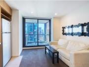 3108/5 Sutherland street, MELBOURNE Apartment for rent...