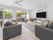 312 Bayview Street, Hollywell, QLD 4216