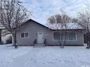 312 Cypress Street, Maple Creek, SK, S0N 1N0 house for sale.