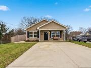 313 Alexander St, Frankfort, KY 40601