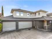 3/13 Elizabeth Street Street, Oakleigh East Townhouse...