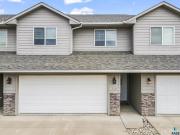 316 Macey Ave, Harrisburg, SD 57032