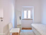 318752 Quarto confortvel junto NOVA e.