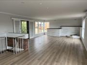 Newly renovated house with 2 living zones in Kingsbury