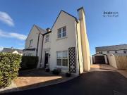 31 Oak Country Manor