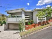 31 Ruskin Street, Taringa, QLD 4068