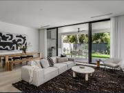 Decadence & luxury designer living in Dulwich