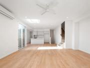 3/20 Headfort Street, Greenslopes