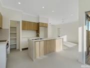 3/231 Government Road, Labrador, QLD 4215
