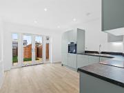 £3240 Rent Credit Whitehouse. 4 bed terraced house to...
