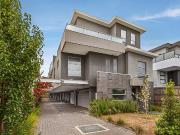 3/26 Winifred Street, Essendon VIC 3040 Townhouse For...