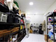 329 Área Útil Casa Alugar, 4 Dormitórios localizado em...