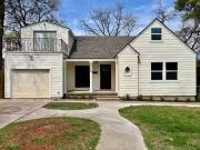 3/2 2715 Aster St 3/2 2715 Aster St