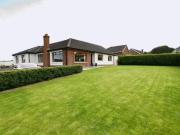32 Brooklands Park