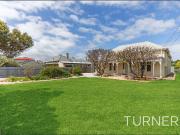 SPACIOUS 5 BEDROOM CHARACTER STYLE HOME IN PRIME LOCATION SPACIOUS 5 BEDROOM CHARACTER STYLE HOME IN PRIME LOCATION