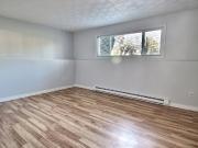 32 Meadowdale, Moncton, NB, E1G 1E1, Canada