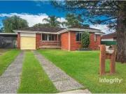 32 Salisbury Drive, Nowra House for rent Listed by...
