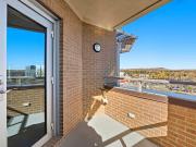 32 Varsity Estates Circle NW 1005 Calgary, AB T3A 2Y1