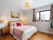 32 Wyckham Place, Dundrum, Dublin 16 Keane Thompson...