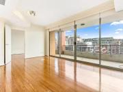 330/9 Crystal Street, Waterloo, NSW 2017