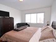 330 Boulevard AlexisNihon SaintLaur Montréal QC H4M 2A3...