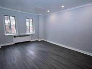 3315 Avenue Ridgewood 8 Montréal QC H3V 1B4 3 Bedroom...