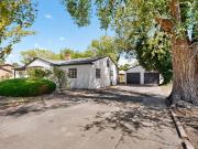 332 montclaire drive ne