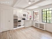 333 East 43rd Street, New York, NY