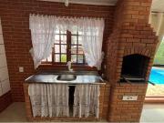 334 Área Útil Casa de Condomínio Alugar, 4 Dormitórios...