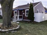3359 S 20th St, Milwaukee, WI 53215