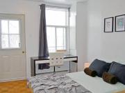 3377 Rue Wellington Montréal QC H4G 1T2 2 Bedroom...