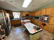 3392 lake vanessa cir nw