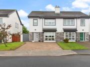 33 College Woods, Balla, Balla, Co. Mayo, F23HP40 is for...