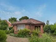 33 High Street Road, Ashwood, VIC 3147