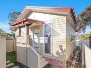 33 Leamington Road, Oak Flats, NSW 2529