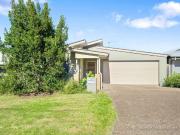 33 Paddy Circuit, ORMEAU, QLD 4208 House for Rent