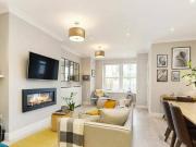 33 Stillorgan Gate KILMACUD ROAD UPPER Dublin 14 Co Dublin