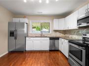 3401 Woodsman LN