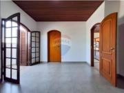 340 Área Útil Casa de Condomínio Alugar, 5 Dormitórios...