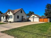 3412 27th St, Columbus, NE 68601