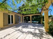 Villa plain pied, 6 pièces de 156m² avec jardin arboré,...