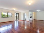 3/42 Sir Fred Schonell Drive, St Lucia QLD 4067...