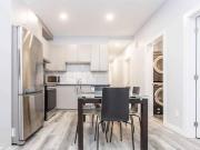 3448 Avenue Coloniale Montréal QC H2X 2Y4 5 Bedroom...