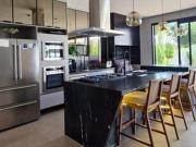 344 Área Útil Casa de Condomínio Alugar, 4 Dormitórios...