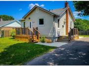 345 Hawkridge Avenue, Hamilton, ON, L9C 3L3 house for...